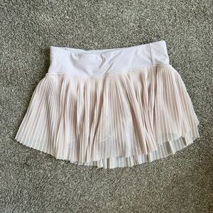 Lululemon just pleat skirt size 4